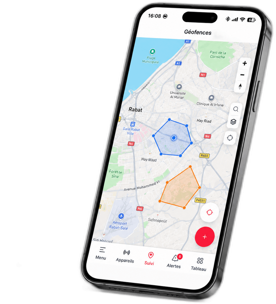 Smartphone avec l'application Trackisy montrant des zones de geofence dessinées sur une carte de Rabat avec un badge d'alertes dans la barre de navigation